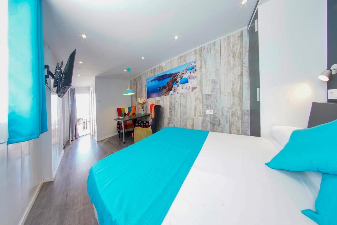 Sunsands Atico Playa76 Carihuela Torremolinos Eksteriør billede